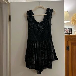 Urban Outfitters dress/skort-L